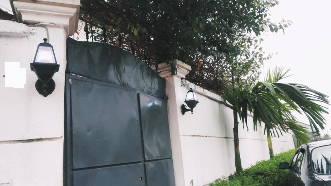 Appartement 2 Chambres Residence Avec Piscine Yaoundé Kültér fotó