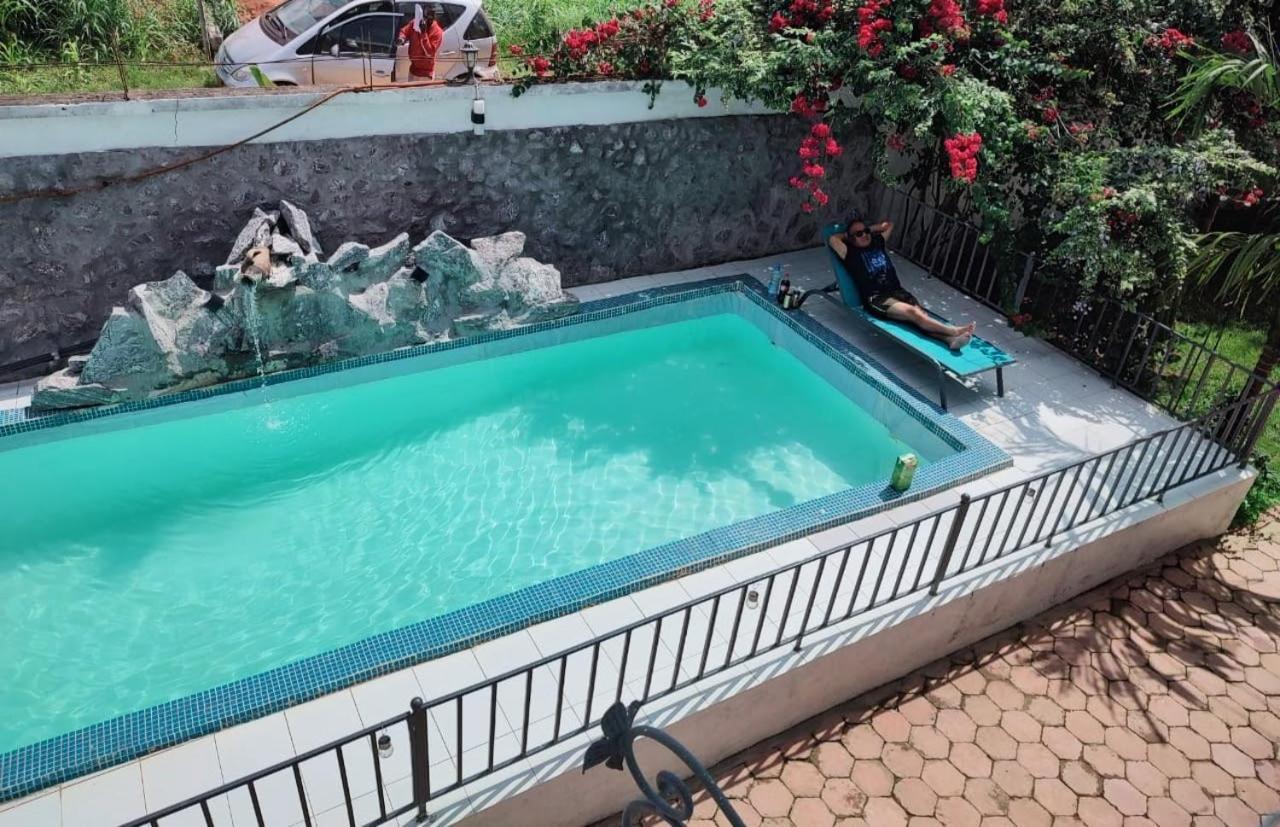 Appartement 2 Chambres Residence Avec Piscine Yaoundé Kültér fotó