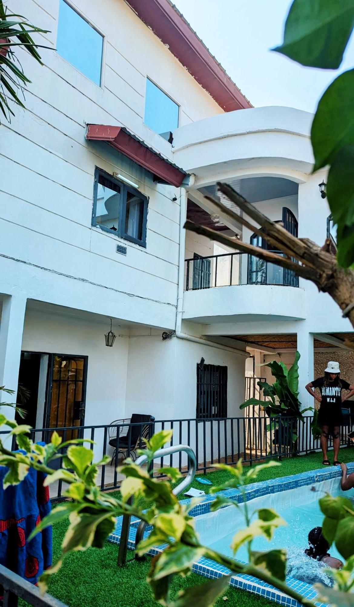 Appartement 2 Chambres Residence Avec Piscine Yaoundé Kültér fotó